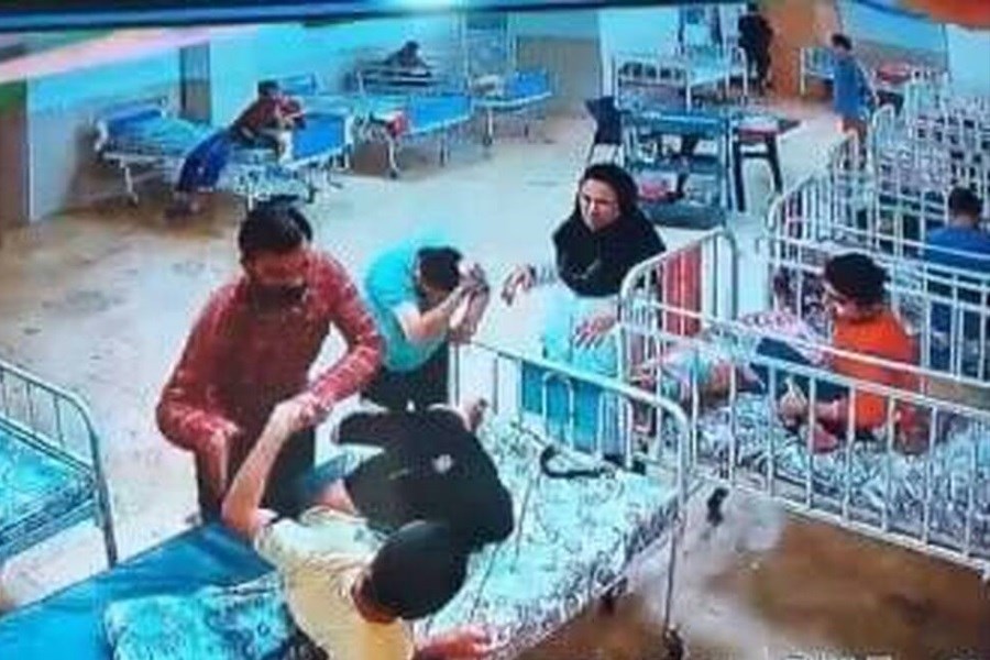 مدیرکل بهزیستی استان بوشهر تاوان ضرب و جرح کودکان معلول را پرداخت