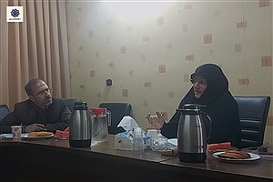 نقش زنان در تعالی جامعه از منظر امام خمینی (ره) و مقام معظم رهبری