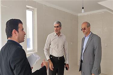 تصویر بازدید رئیس هیات عامل صندوق ملی مسکن از روند پیشرفت‌ پروژه های نهضت ملی مسکن در ماهدشت