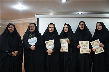 تصویر سفره امام رضا(ع) در پایتخت؛ گردهمایی خادمان آبشار عاطفه‌ها برای رفع محرومیت